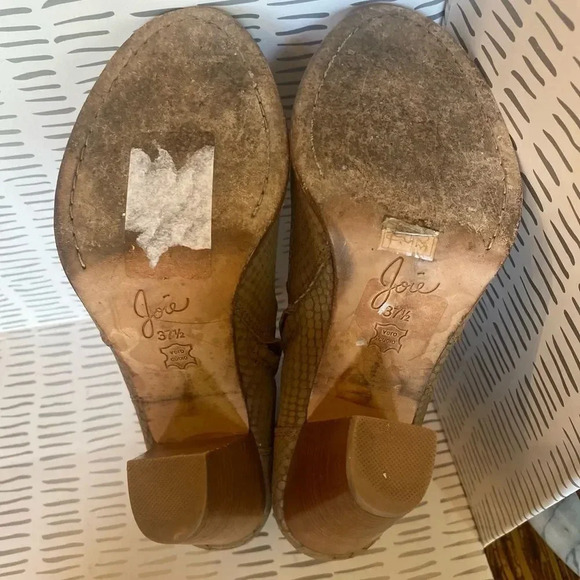 Joie Snakeskin boots size 7.5 - Picture 7 of 7